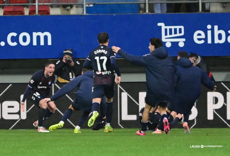 Lander Olaetxea da el triunfo a la SD Eibar en el descuento