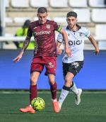 Bur_MAK_4733.jpg Bur_MAK_4733.jpg