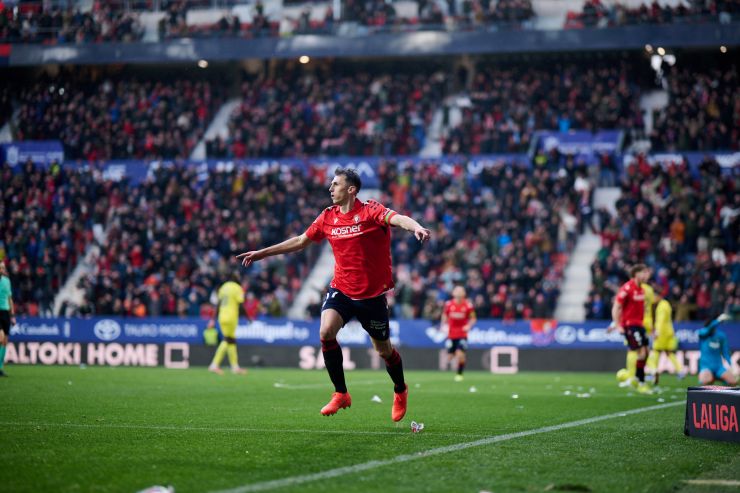 El cabezazo de Budimir dió la ventaja a Osasuna en El Sadar
