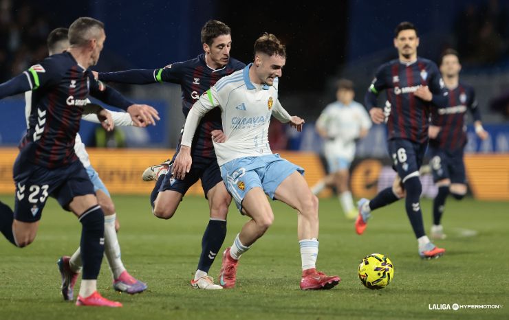 Real Zaragoza y SD Eibar empatan a uno