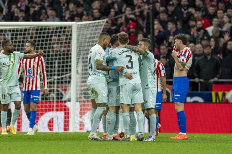 Antony recuperó la sonrisa y el Betis vuelve a ganar a domicilio