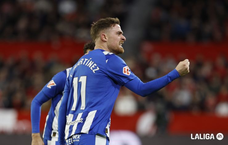 El imponente gol de cabeza de Toni Martínez ante el Sevilla FC