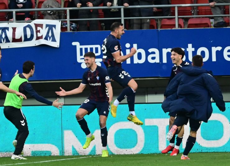 Victoria agónica de la SD Eibar frente al Racing