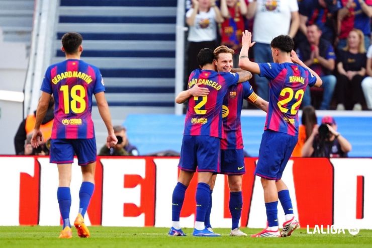 Frenkie de Jong se estrenó como goleador esta temporada en LALIGA