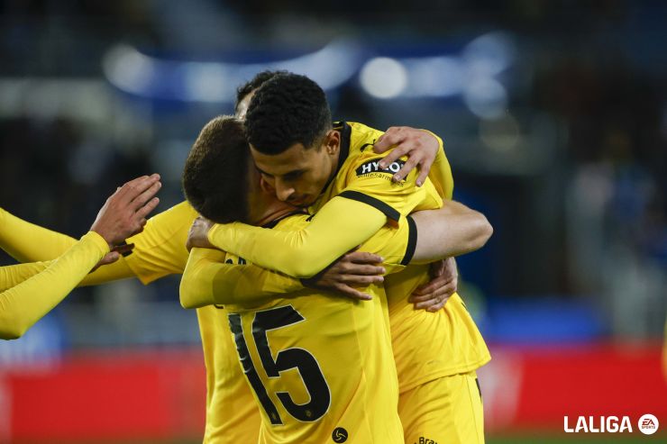 Un gol de puro '9' para Tsygankov ante el Deportivo Alavés