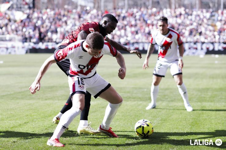 Iñaki Williams salva un punto ante el Rayo Vallecano
