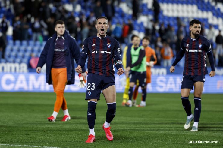 Victoria por la mínima del Eibar