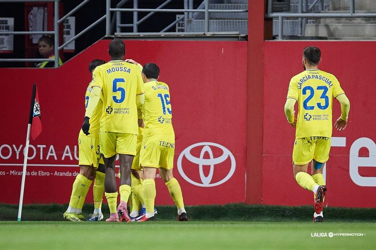 El Cádiz CF logra el triunfo en el estreno de Sergio González