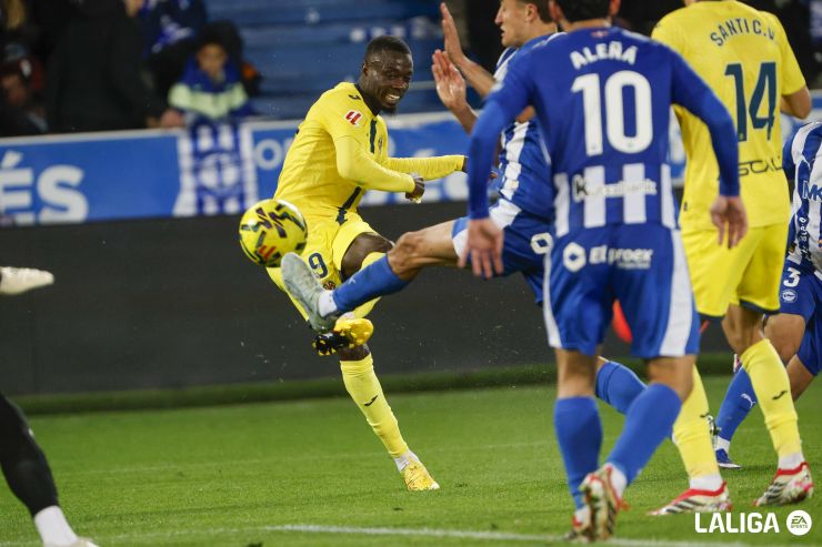 El Villarreal CF rescata un punto en el descuento