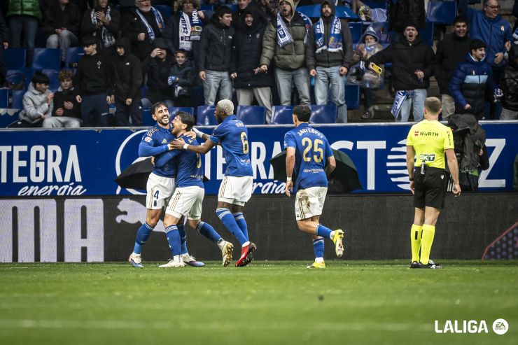 Estrategia perfecta del Oviedo y definición de David Costas