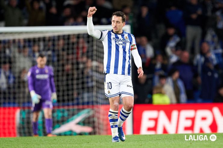 Oyarzabal marcó de penalti y trajo la calma a Remiro