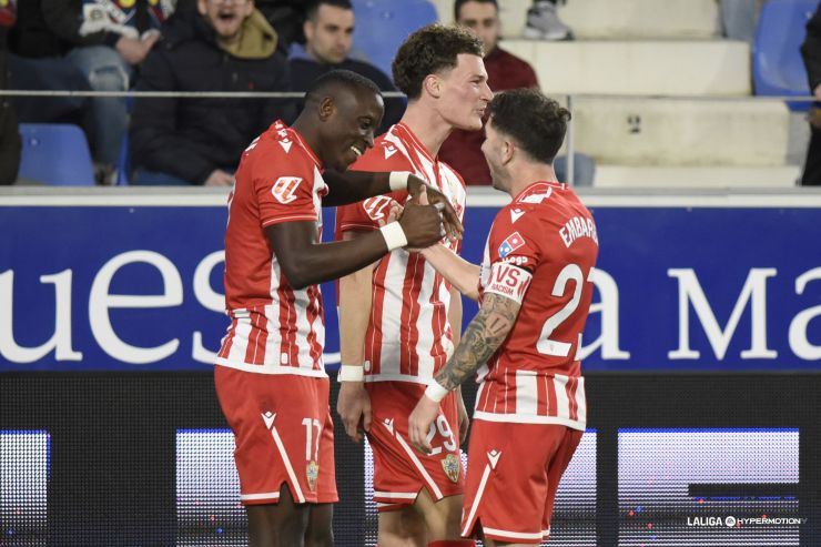 ¡La UD Almería duerme en puestos de ascenso!