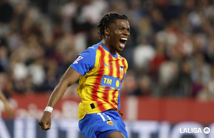 Ramazani, una chispa que también suma goles
