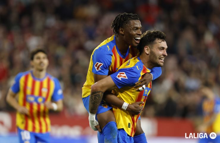 Valencia CF asalta Nervión y complica aún más al Sevilla FC