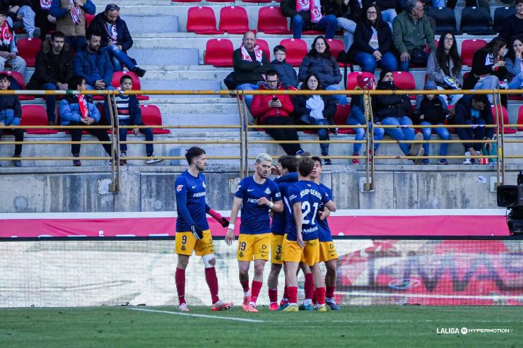 El FC Andorra tira de pegada en el Reino de León