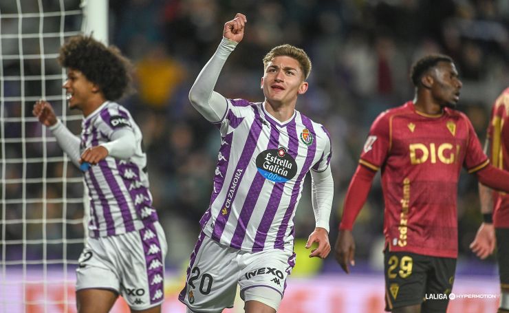 Chuki lidera la victoria del Real Valladolid ante el Cádiz CF
