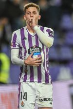 Puc_MAK_3784.jpg Puc_MAK_3784.jpg