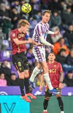 Puc_MAK_3998.jpg Puc_MAK_3998.jpg