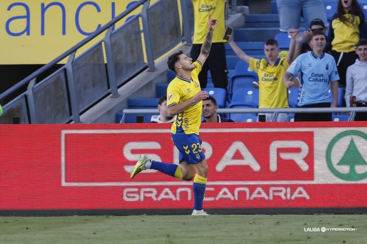 El acierto tras el descanso da el triunfo a Las Palmas