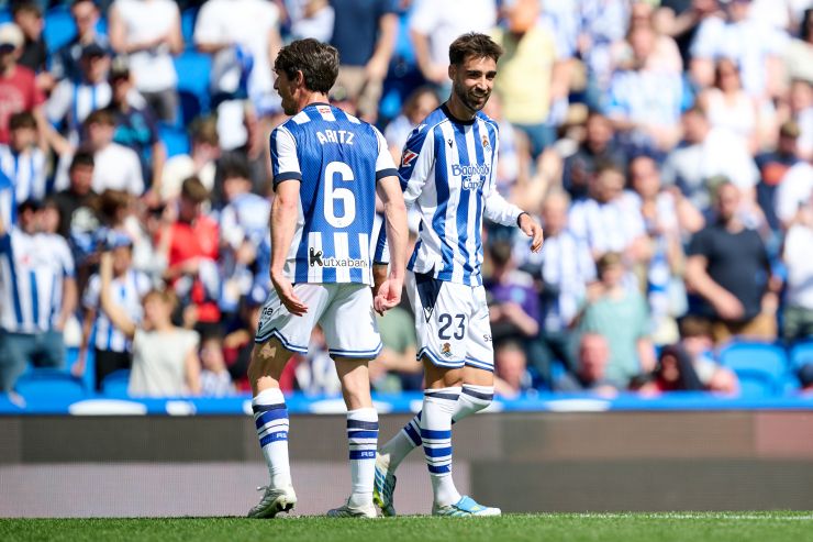 La Real Sociedad impone su ley en Anoeta
