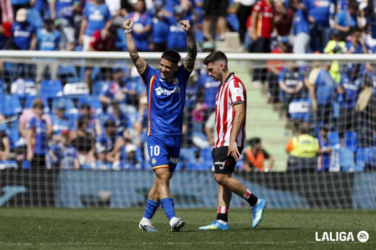 Satriano aparece en el palo largo para sentenciar al Athletic