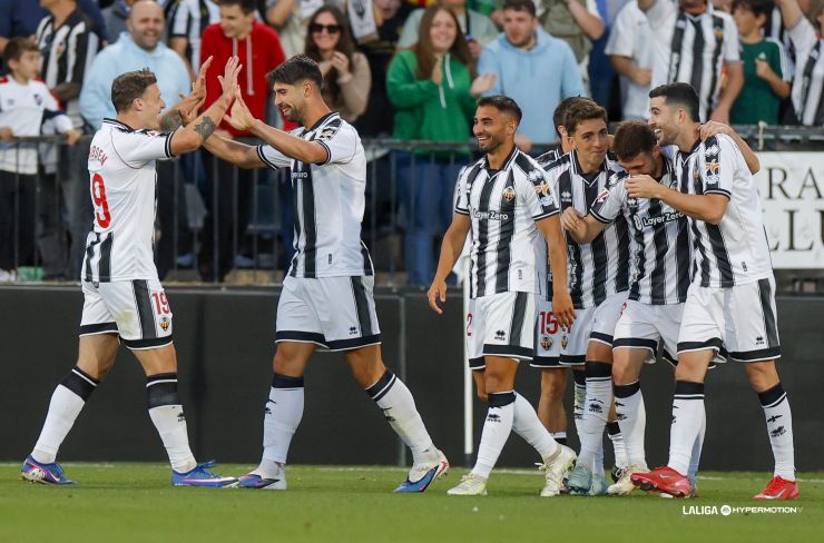 El CD Castellón logra la segunda victoria consecutiva y aprieta los puestos de ascenso