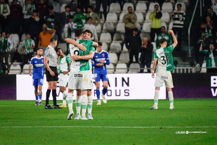 El Córdoba CF derrota al Real Zaragoza y se sitúa en zona tranquila