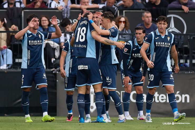 ¡Quinta victoria consecutiva del Córdoba, que sueña con los play-offs!