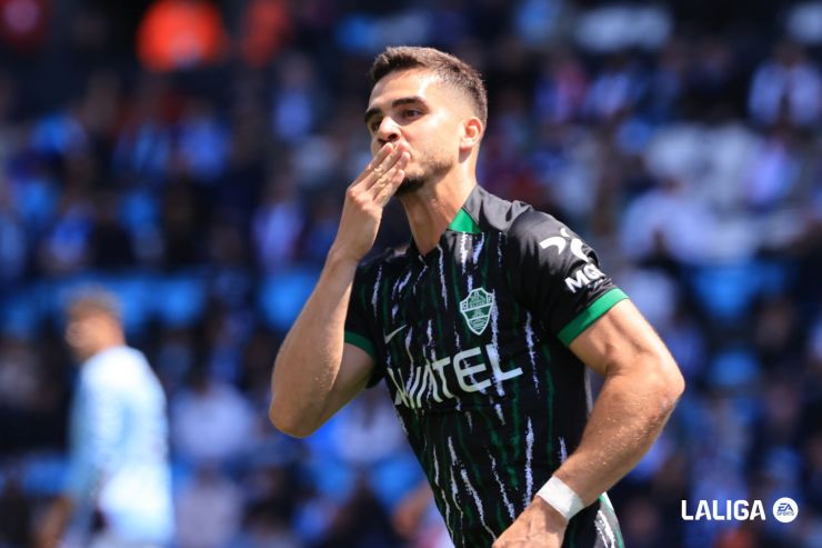 Un André Silva de '10' para ayudar al Elche a salvarse