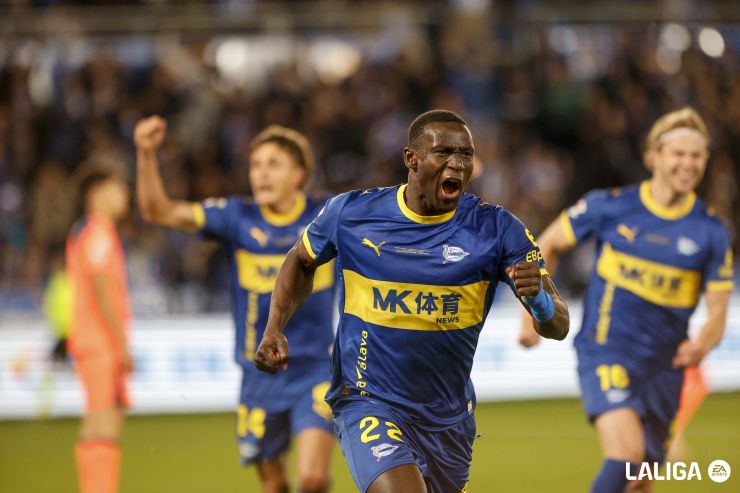 ¡El Alavés derrota al campeón y aprieta la lucha por el descenso!