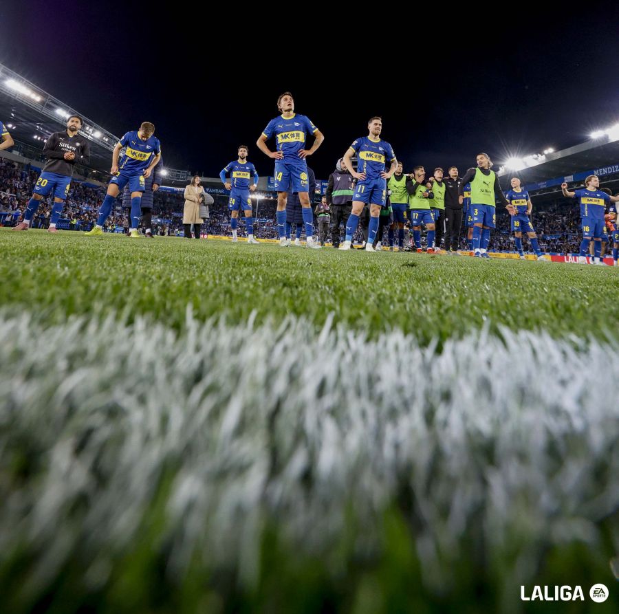 Alavés Stuns Champions Barcelona After Diabate's Late First-Half Strike — image 4