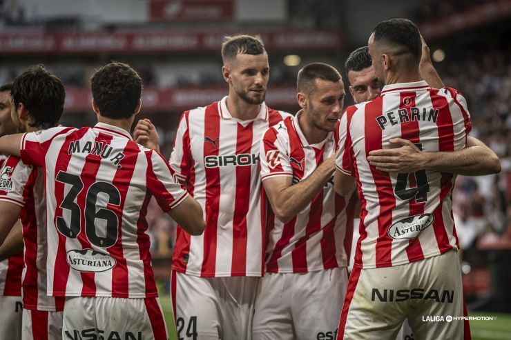 El Real Sporting se impone a la UD Almería