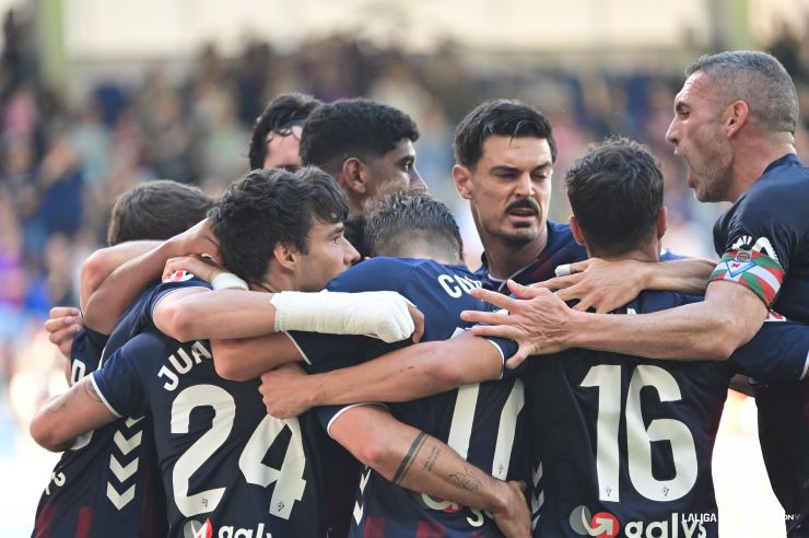 El doblete de Martón da esperanzas a la SD Eibar