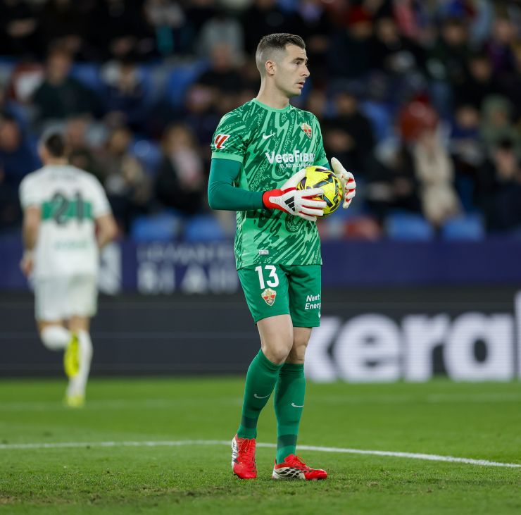Iñaki Peña y el regreso a sus orígenes en LALIGA 2025/26