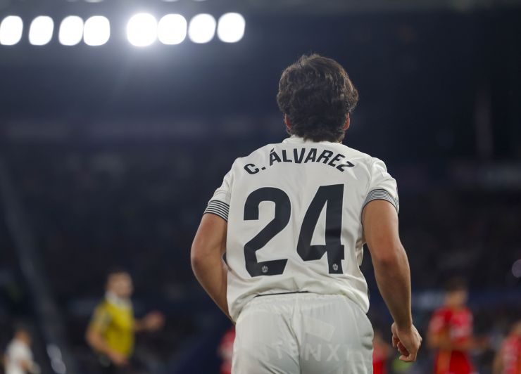 Carlos Álvarez, la imaginación y el talento del Levante UD