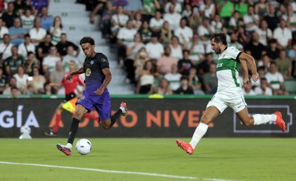 ELCHE - BARCELONA (17).JPG