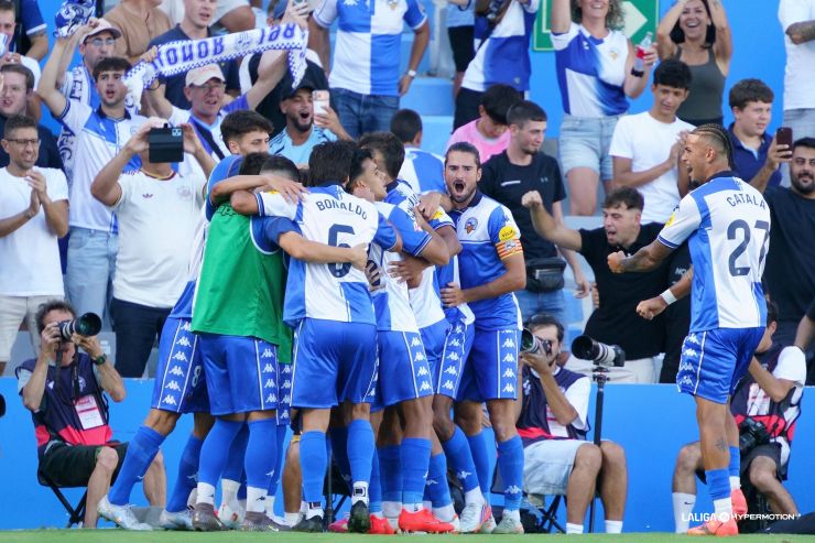 El CE Sabadell vence en su estreno en la Nova Creu Alta y continúa invicto e imbatido