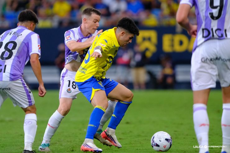 Reparto de puntos entre el Cádiz CF y el Real Valladolid