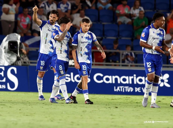 Enric Gallego sigue dando alegrías al CD Tenerife