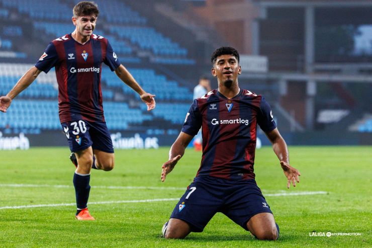 La SD Eibar se da un festín