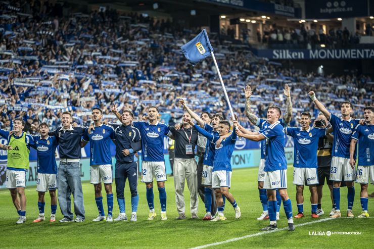El Real Oviedo se lleva el derbi asturiano ante el Sporting