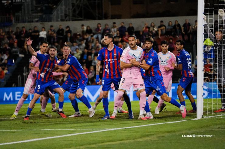 El CD Eldense logra la primera victoria en el Nuevo Pepico Amat