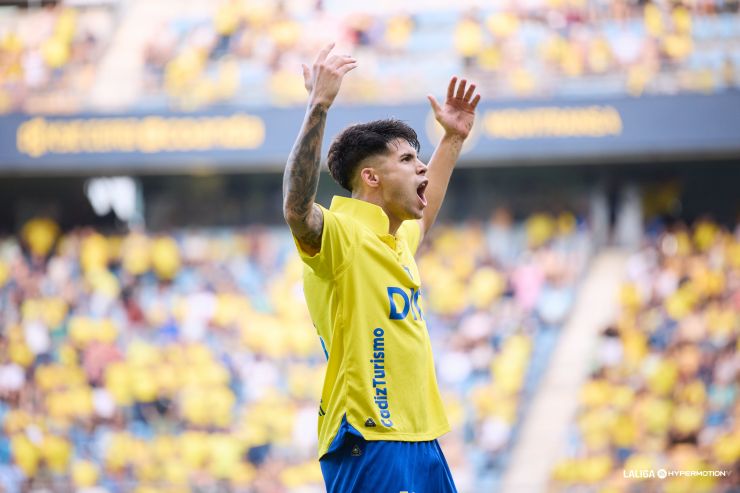 Un vendaval con sello amarillo
