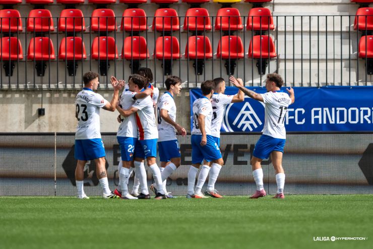 El FC Andorra logra el triunfo en casa